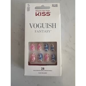 KISS VOGUISH FANTASY SHORT GEL NAILS BLUE PINK WHITE BRAND NEW